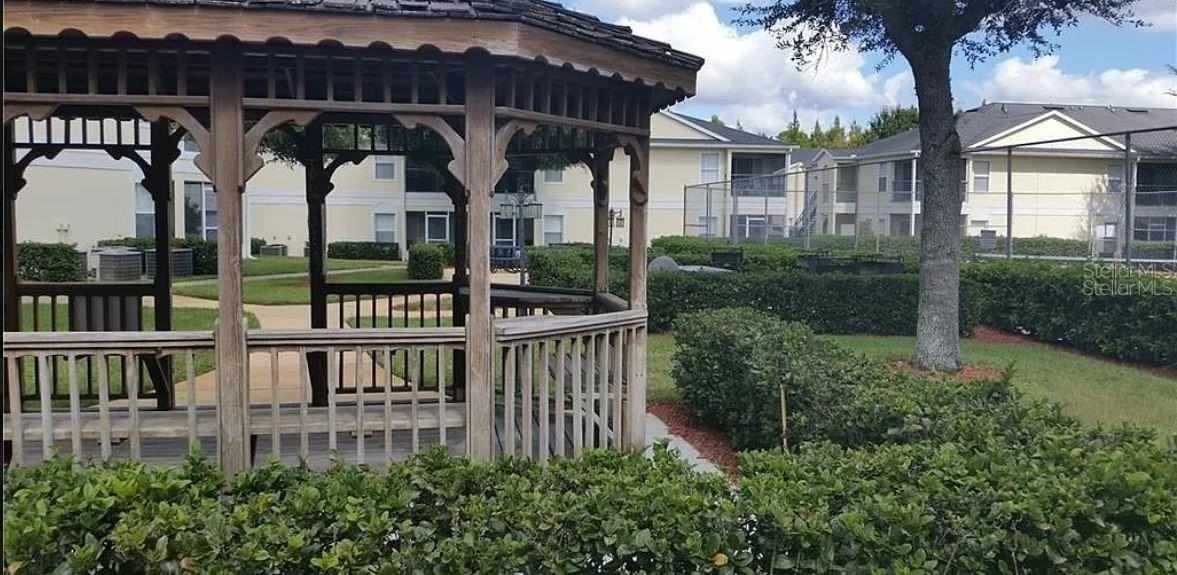 8828 Grand Palms Cir #A - Photo 5 of 37