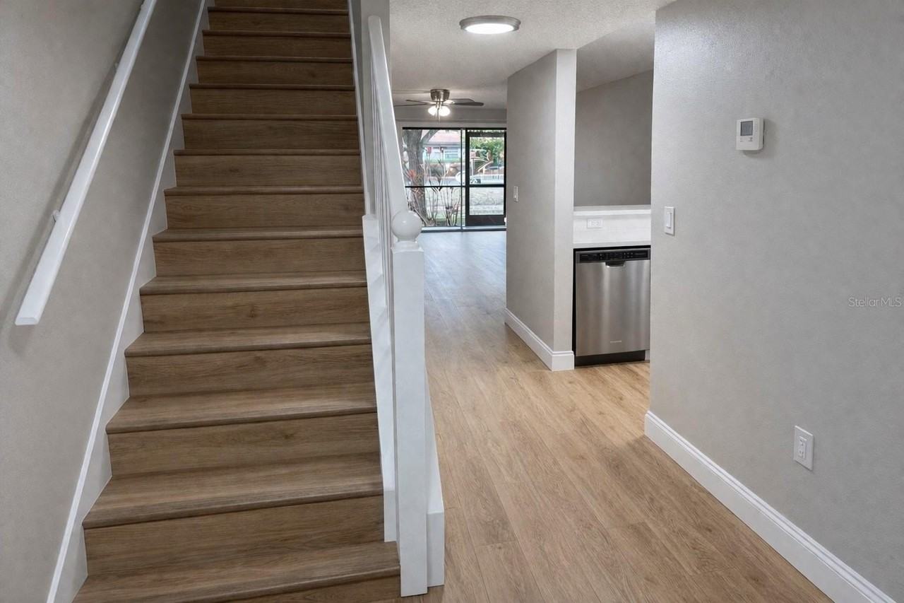 14639 Par Club Cir - Photo 2 of 16