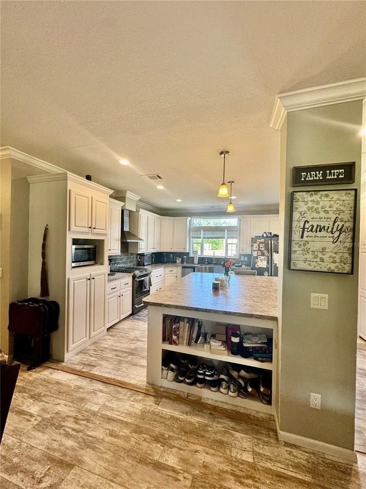 6709 Cooper Crossing Ct - Photo 6 of 50