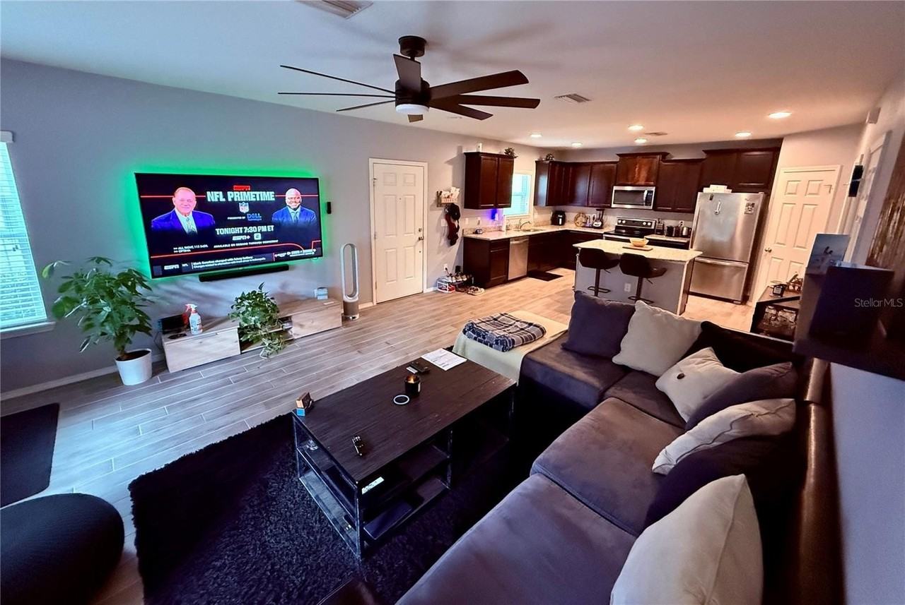 4743 Chatterton Way - Photo 4 of 30