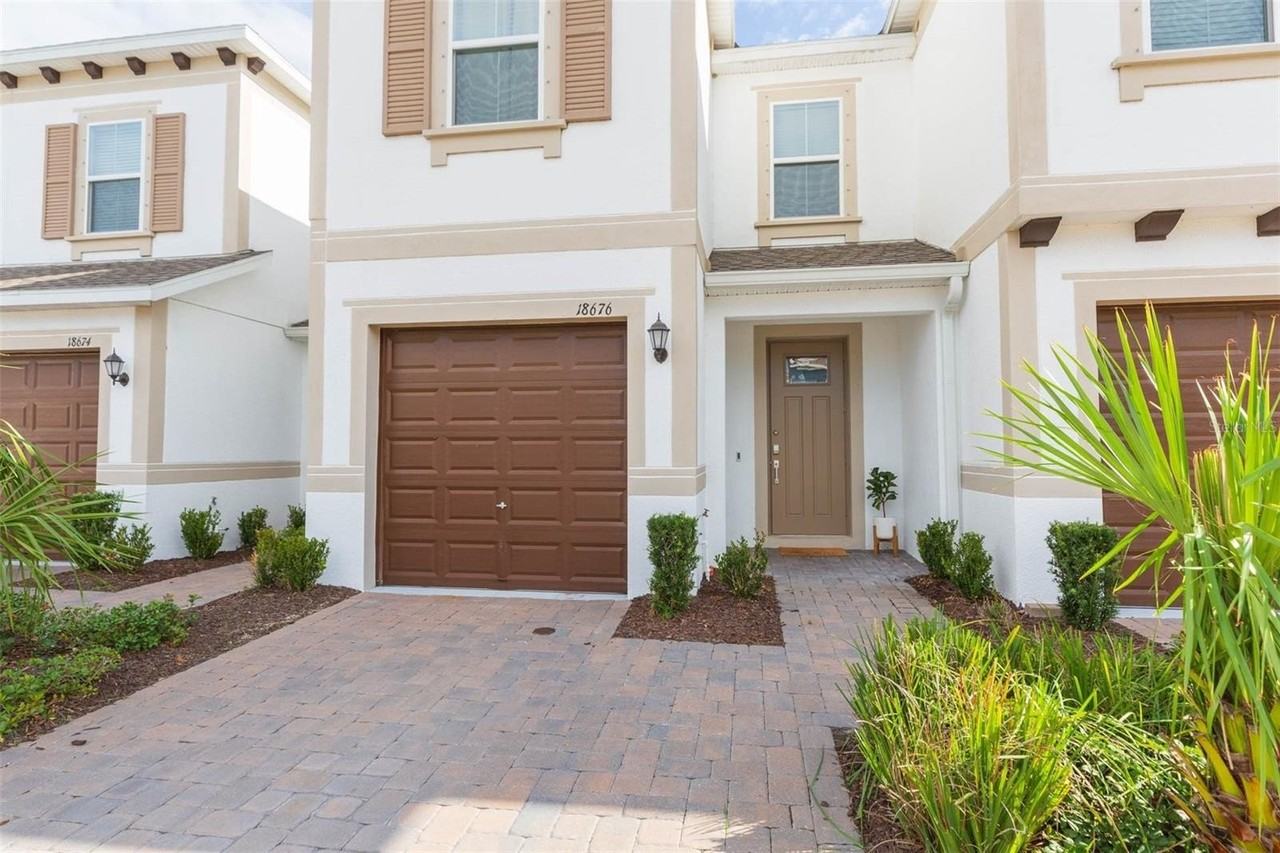 18676 Noble Caspian Dr - Photo 2 of 39