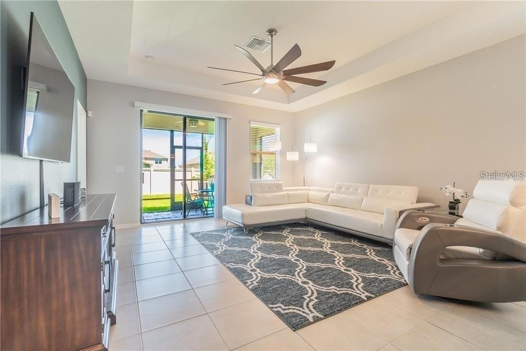 30927 Parrot Reef Ct - Photo 7 of 18