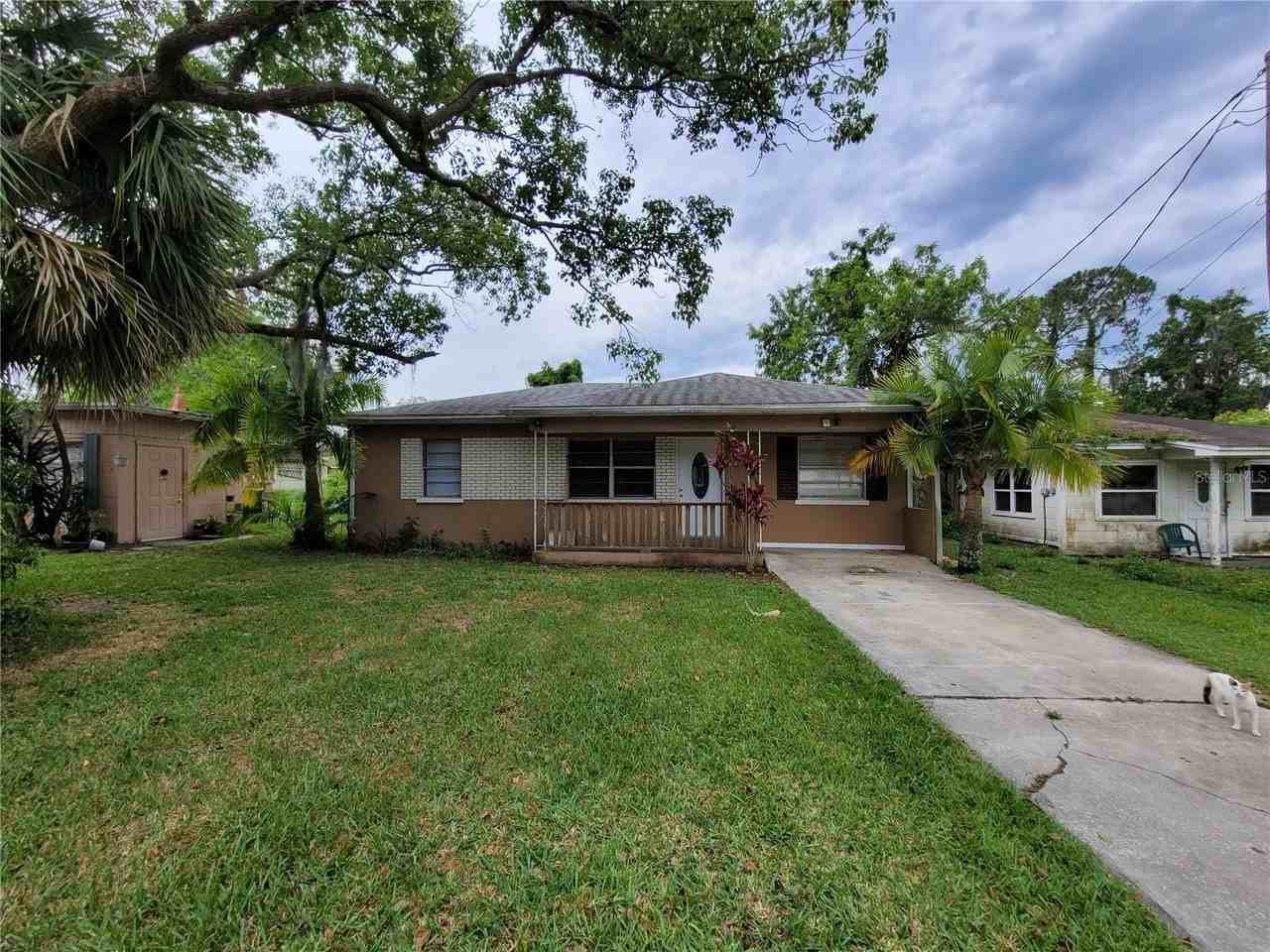 2235 Lakeview St - Photo 2 of 17