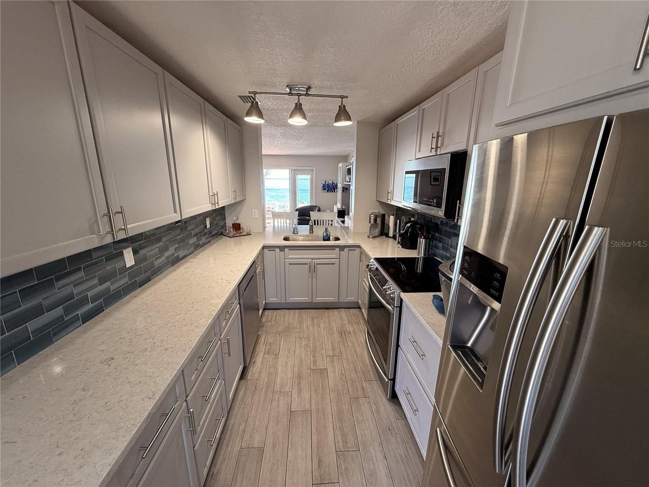 4942 Coquina Key Dr Se - Photo 3 of 38