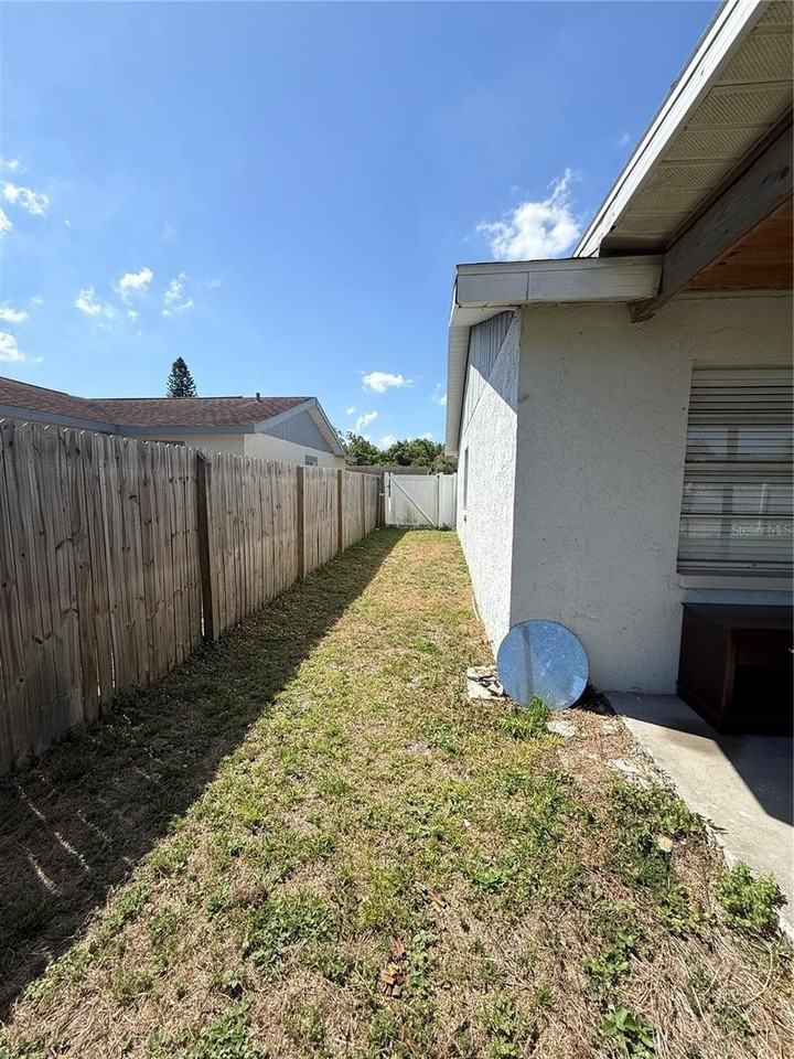 600 6th Ave Se - Photo 5 of 27