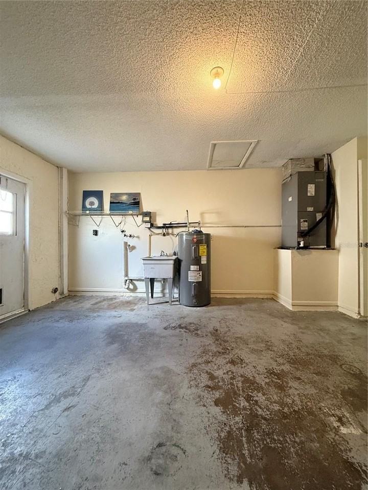 600 6th Ave Se - Photo 7 of 27