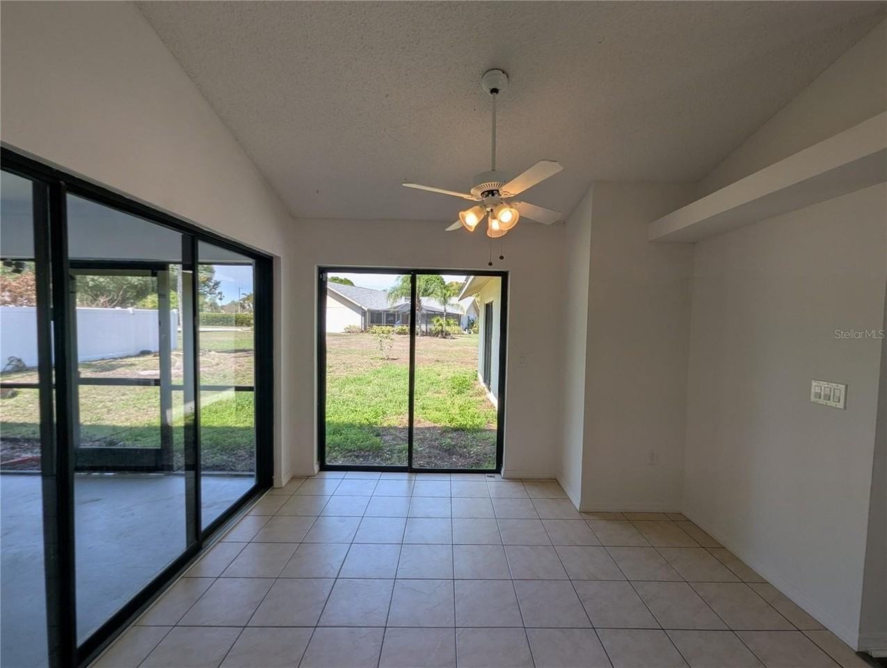 11322 Torrey Pines Dr - Photo 5 of 20