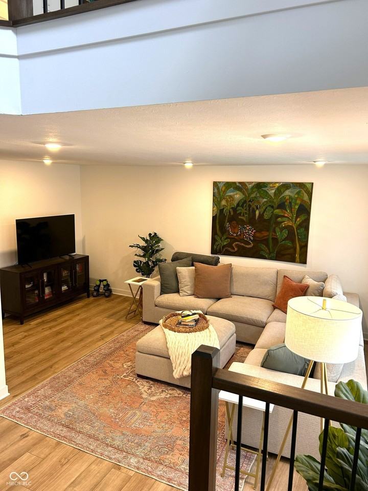 13486 Elias Pl - Photo 4 of 34