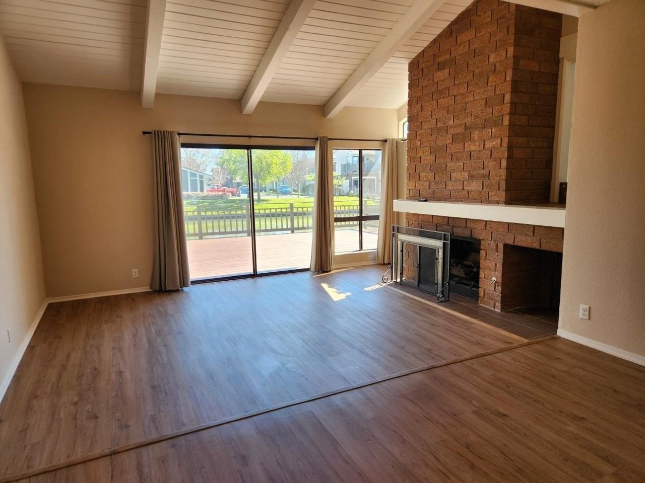 626 Marlin Ct - Photo 3 of 24