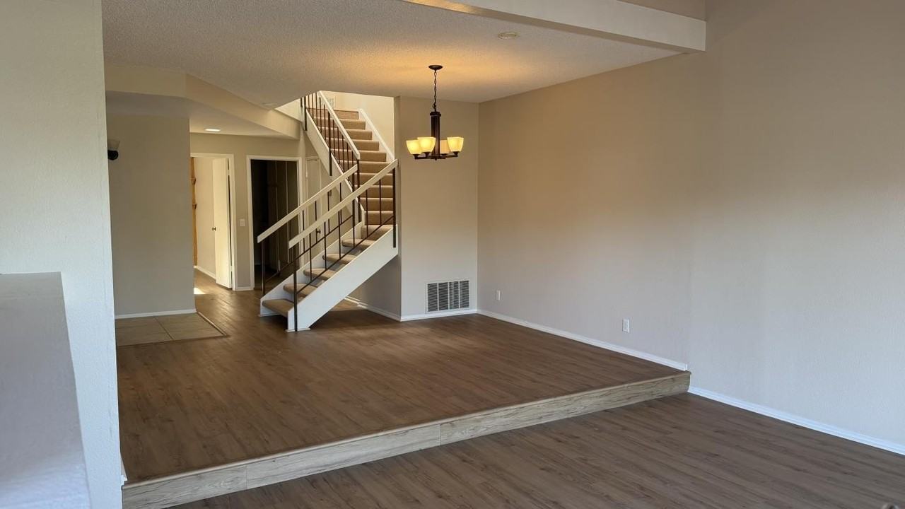 626 Marlin Ct - Photo 4 of 24