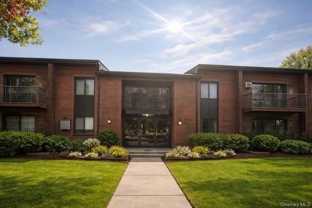 12 Charles Ln #2C - Photo 1 of 1