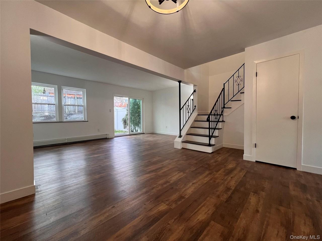 524 Saracino Dr - Photo 3 of 32