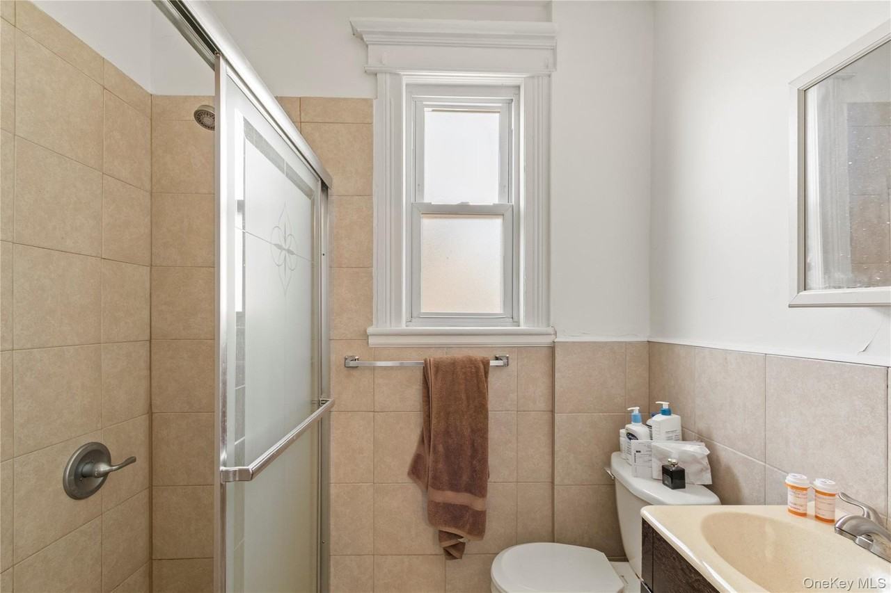 172 Harrison Ave #1 - Photo 7 of 9