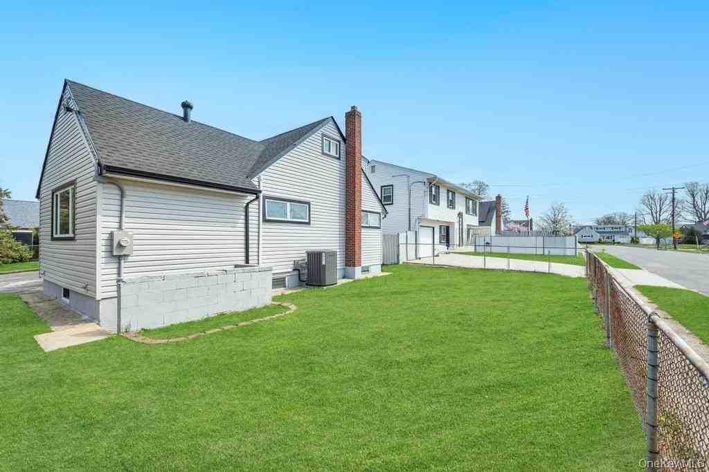 207 August Rd - Photo 3 of 22