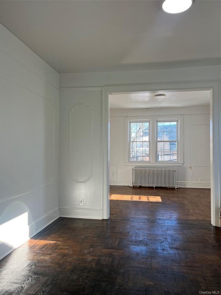 23 Alida St #2S - Photo 2 of 13