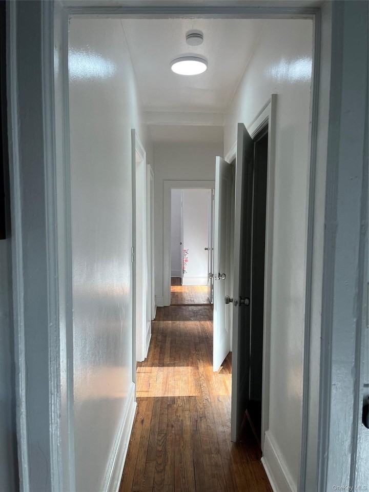 23 Alida St #2S - Photo 3 of 13