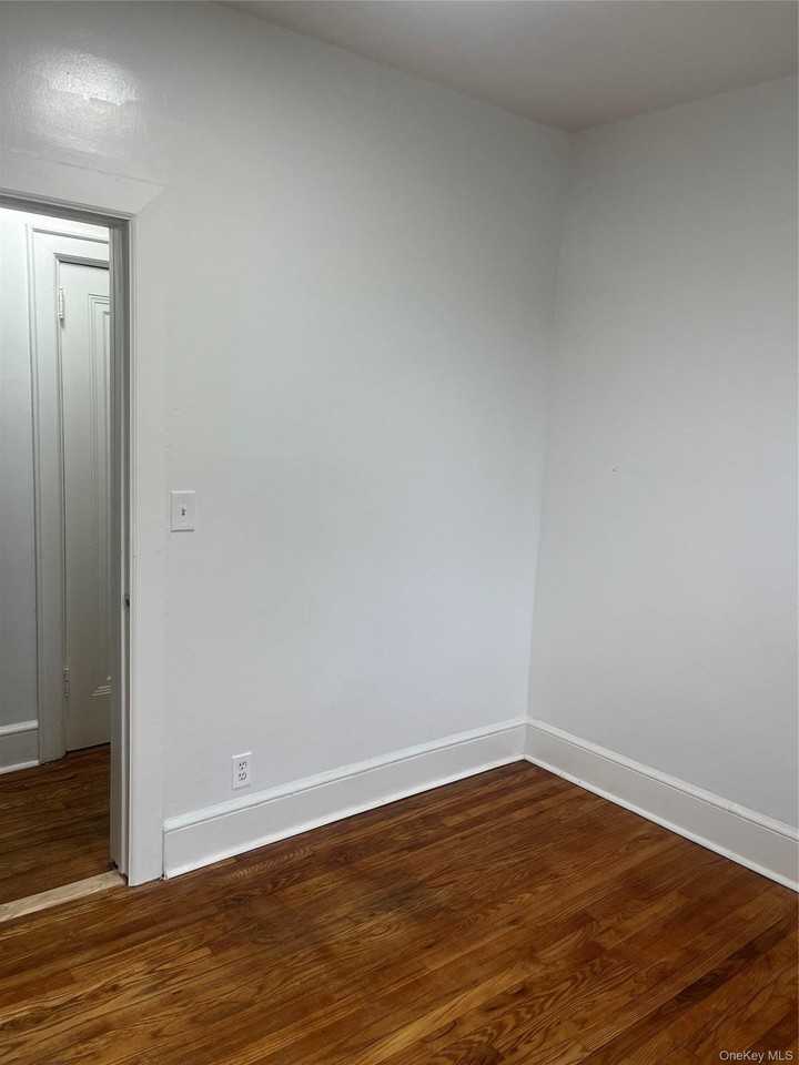 23 Alida St #2S - Photo 7 of 13