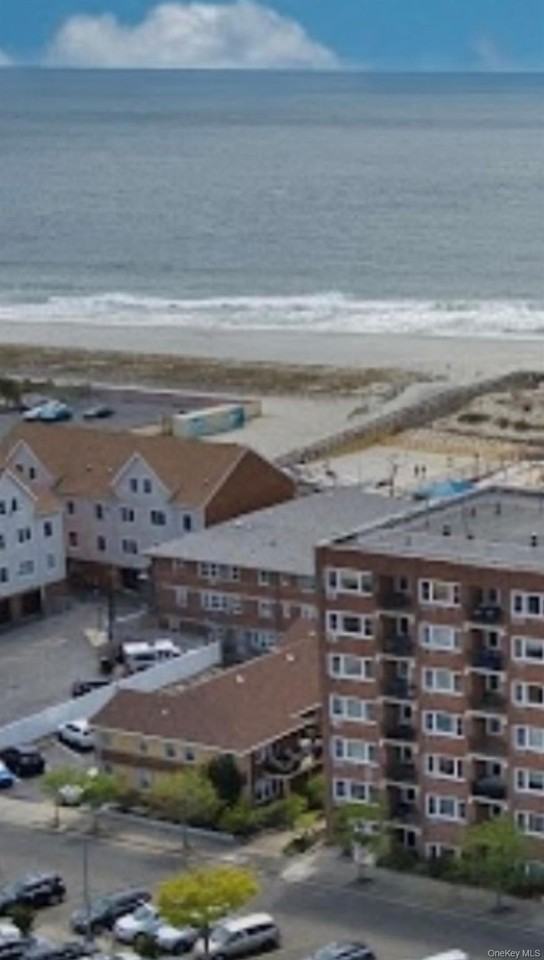 750 E Broadway #B2 - Photo 4 of 11