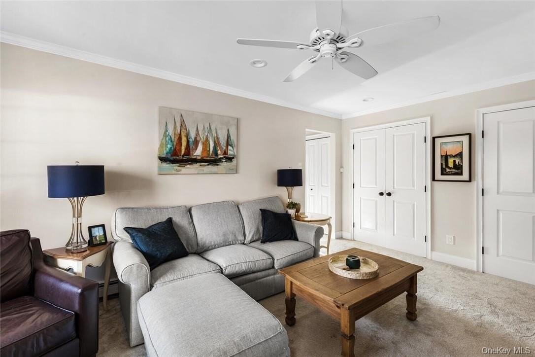 39 Foxwood Cir - Photo 4 of 14