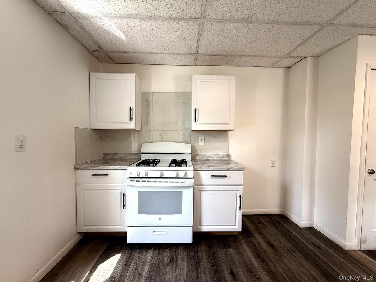 1256 North Ave #15 - Photo 7 of 9