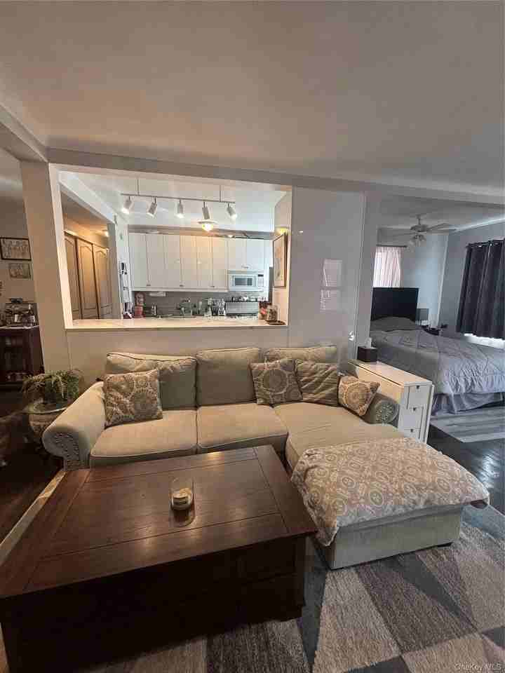 7711 35th Ave #4C - Photo 5 of 14