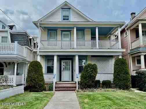 11 Bath Ave