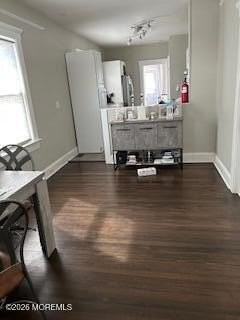 96 Poplar Ave - Photo 3 of 21