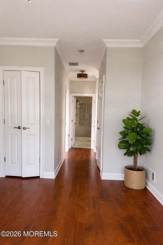 56 Waterman Ave - Photo 4 of 13