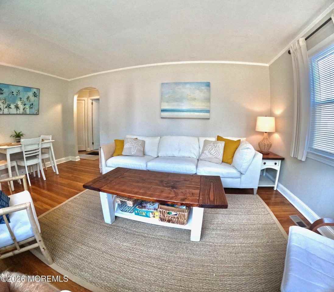 1008 17th Ave - Photo 4 of 15