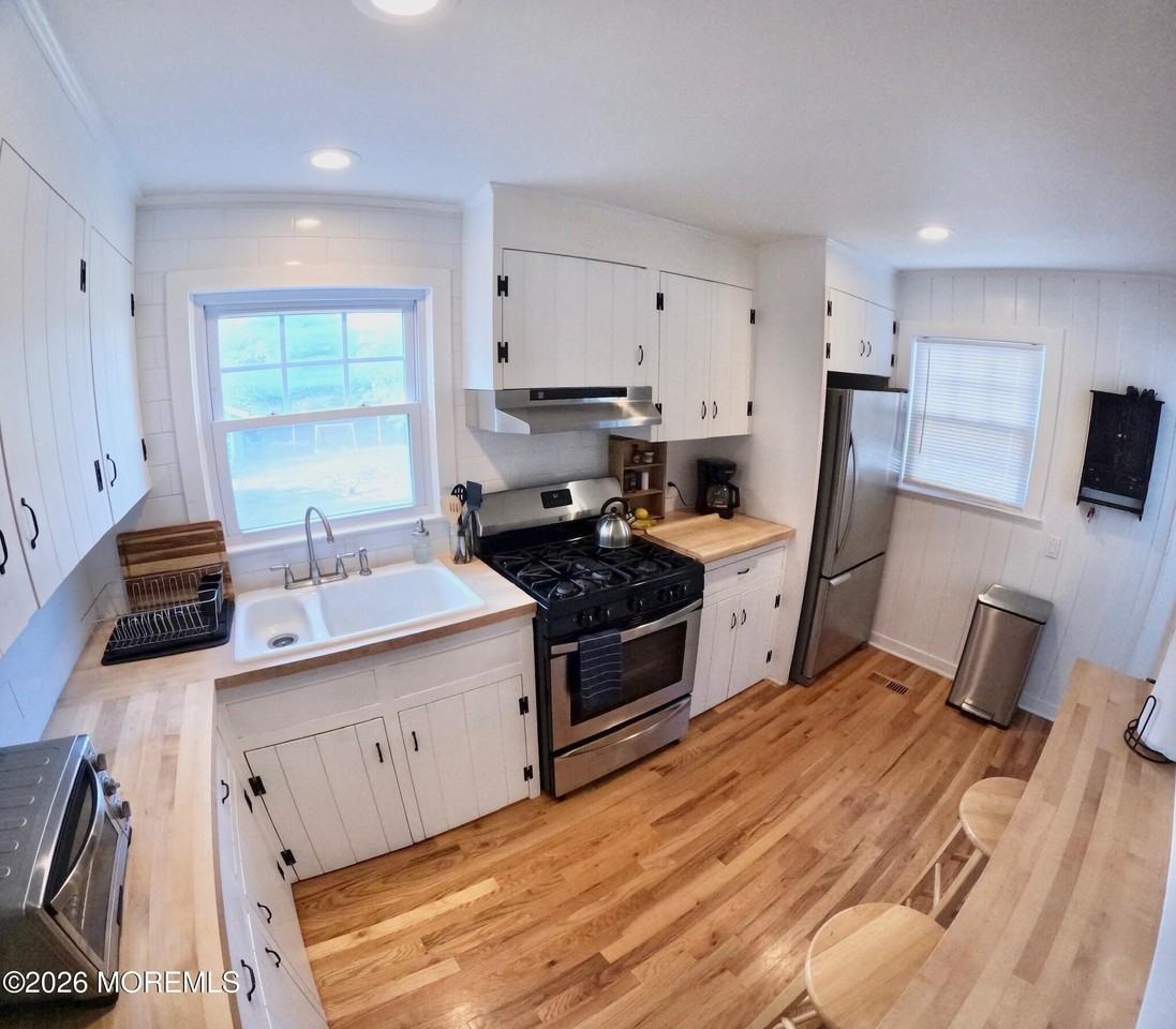 1008 17th Ave - Photo 5 of 15