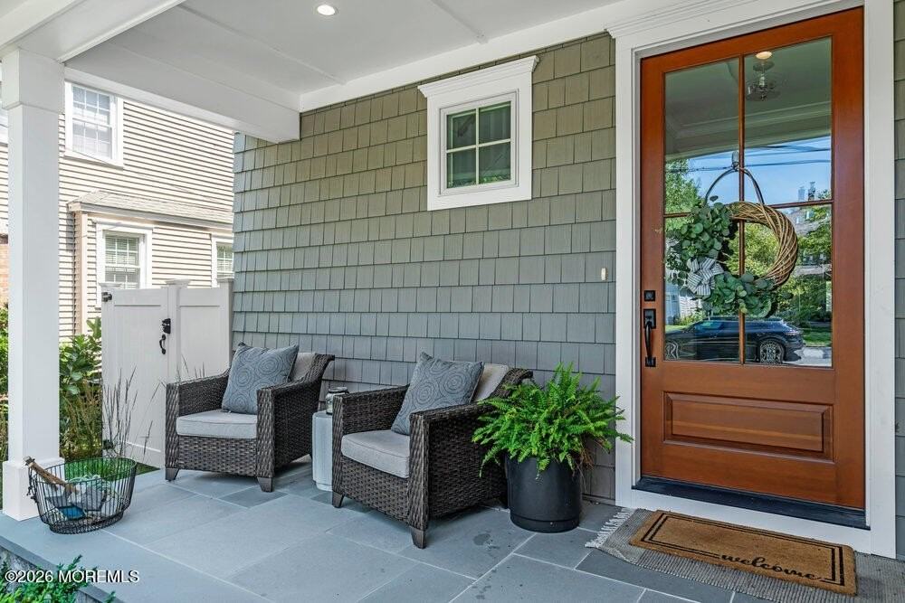 44 Cowart Ave - Photo 5 of 50