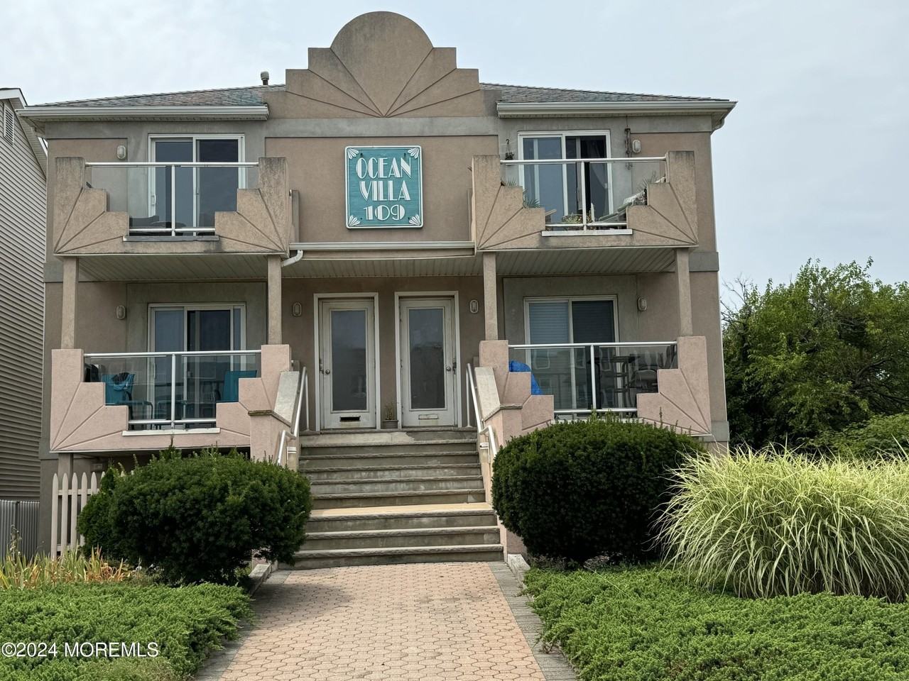 109 2nd Ave #E - Photo 2 of 17