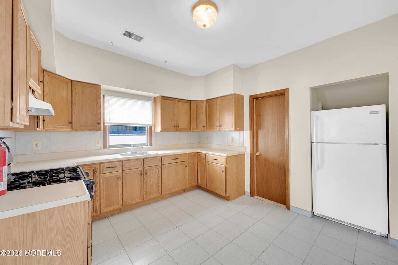 613 Ocean Ter #B - Photo 6 of 13