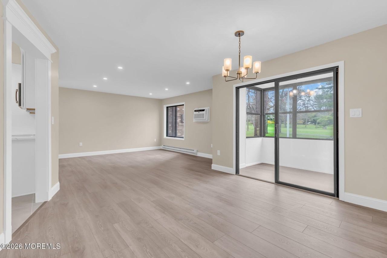 168 Amberly Dr #D - Photo 6 of 22