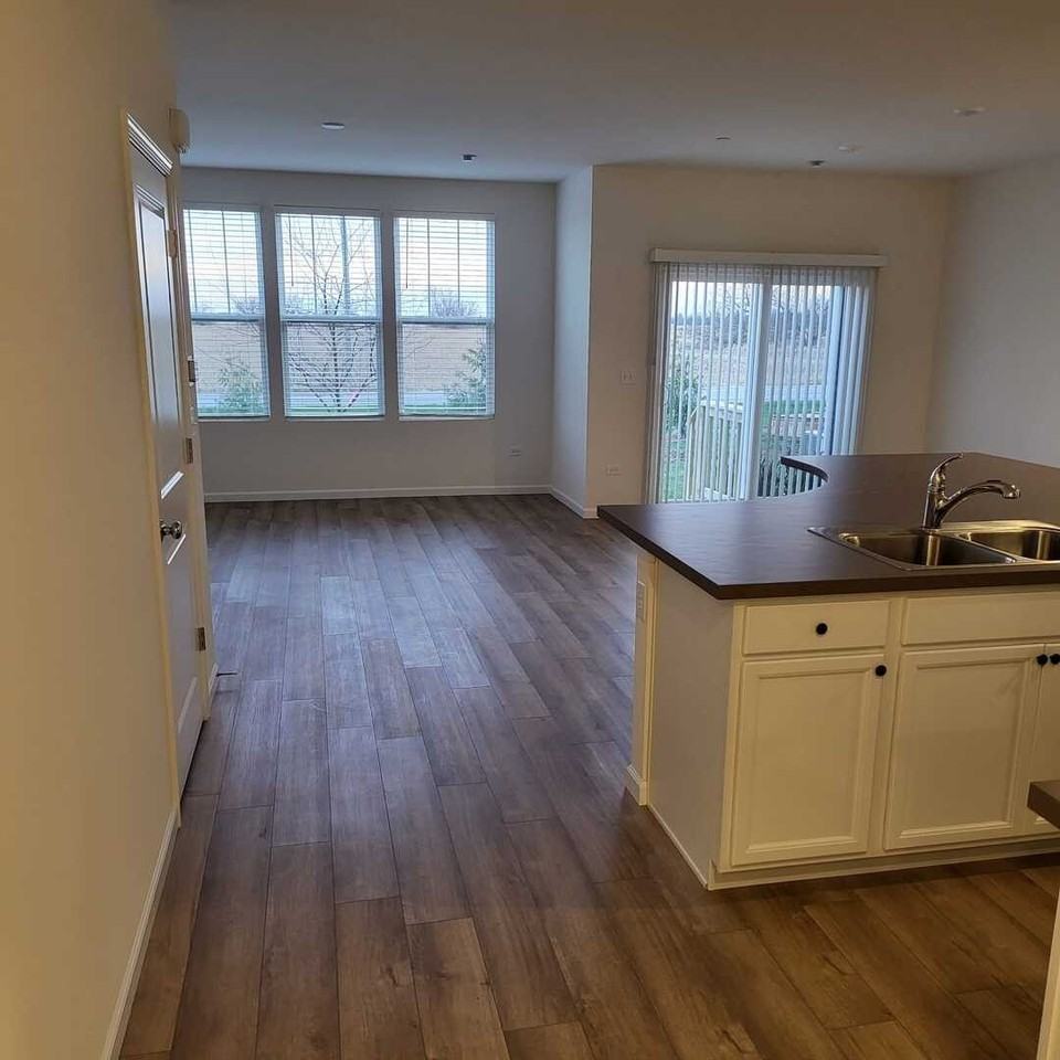 2227 Horseshoe Cir #2227 - Photo 5 of 25