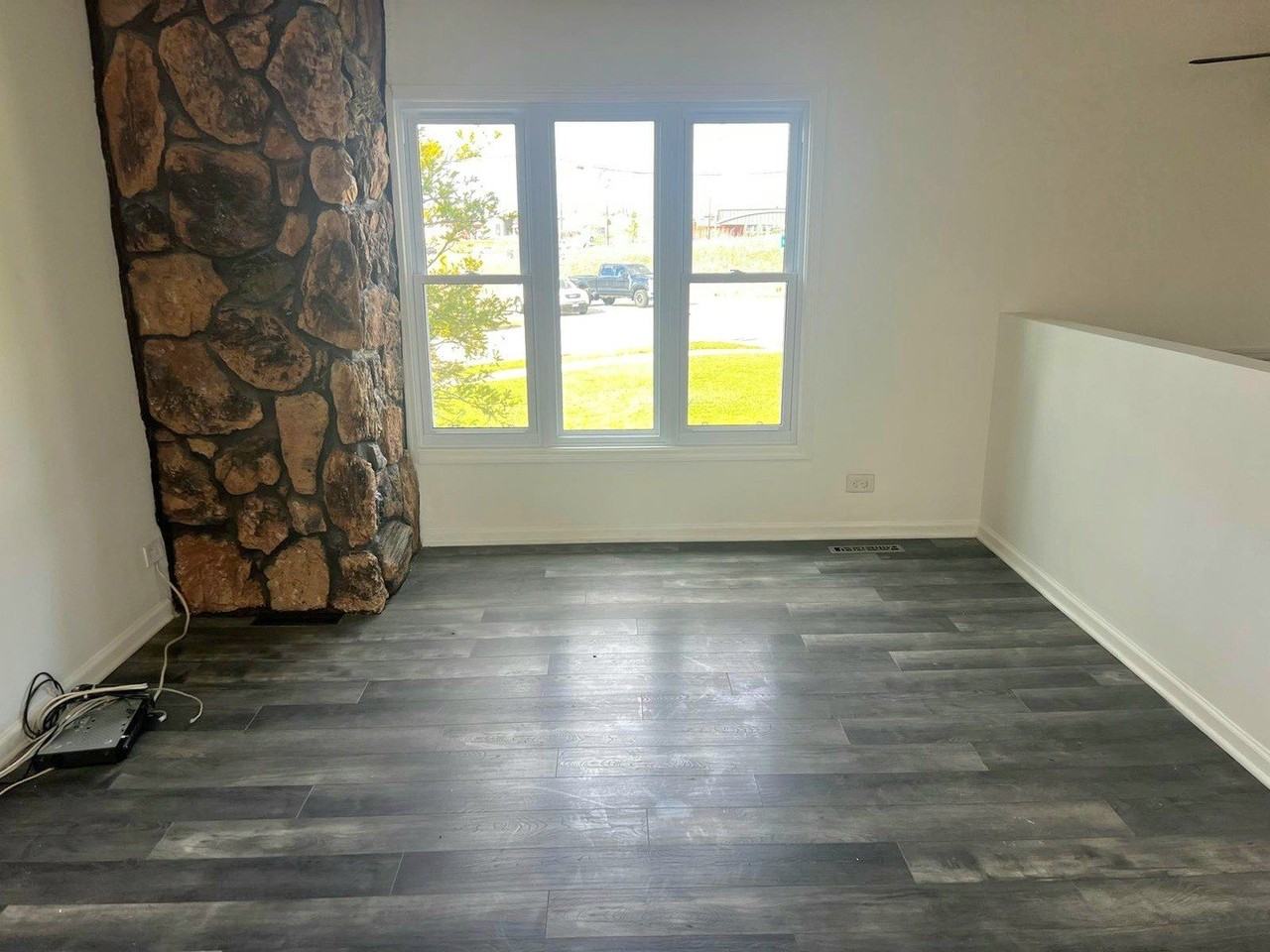 717 E Clarendon Dr - Photo 2 of 20