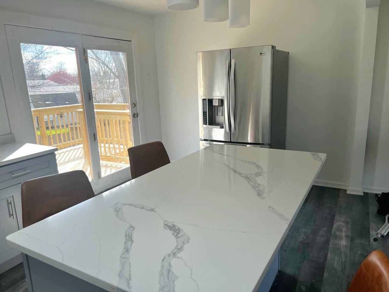 717 E Clarendon Dr - Photo 4 of 20