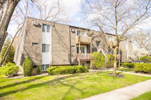 featured image of 218 Madison St #3D