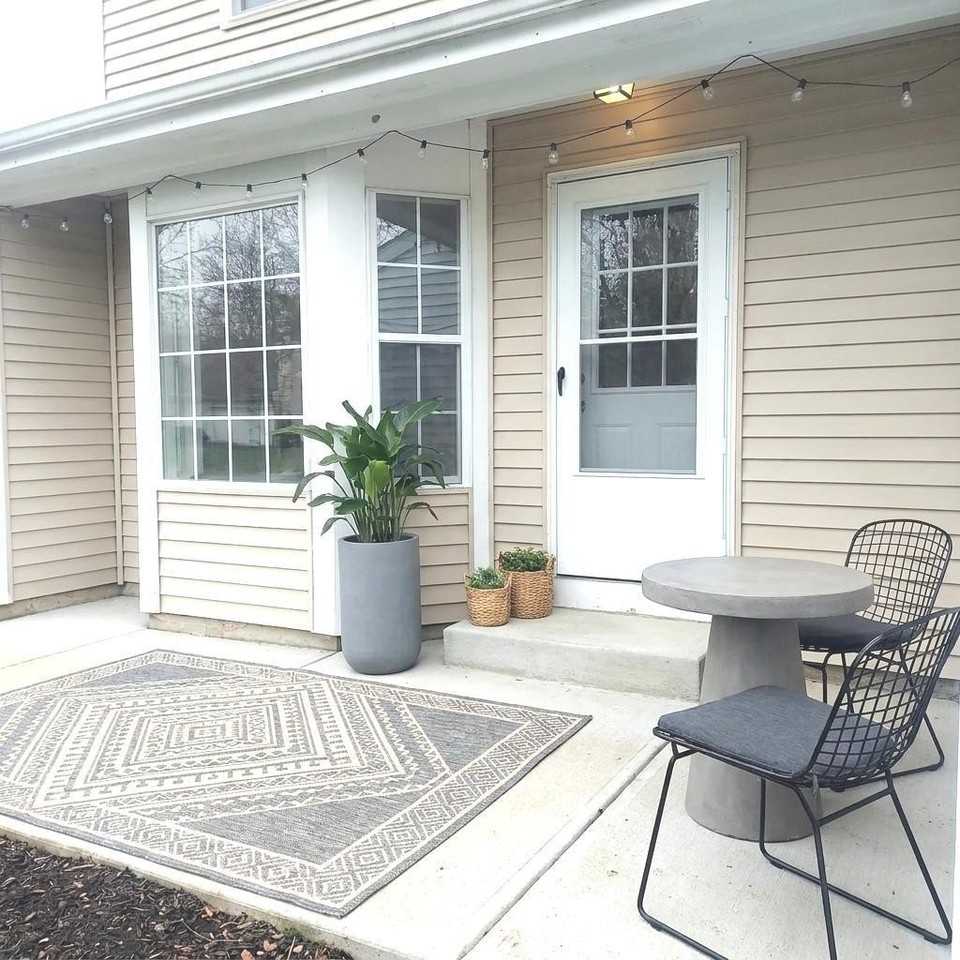 617 Yale Ln #617 - Photo 3 of 29