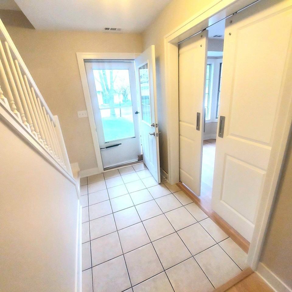 617 Yale Ln #617 - Photo 5 of 29