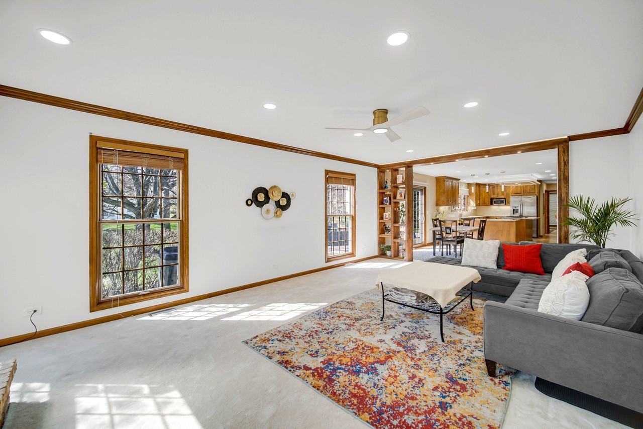 2872 Whispering Oaks Ct - Photo 7 of 35