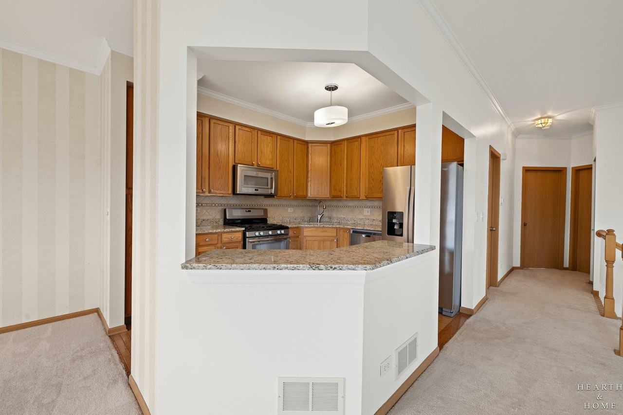 1100 Ellsworth Dr - Photo 6 of 29