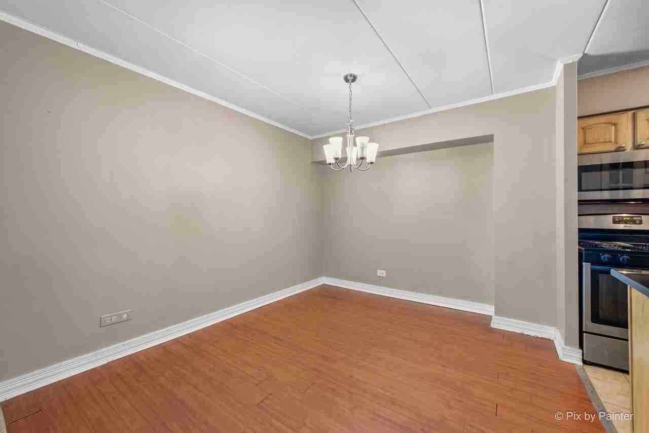 300 S Roselle Rd #514 - Photo 7 of 31