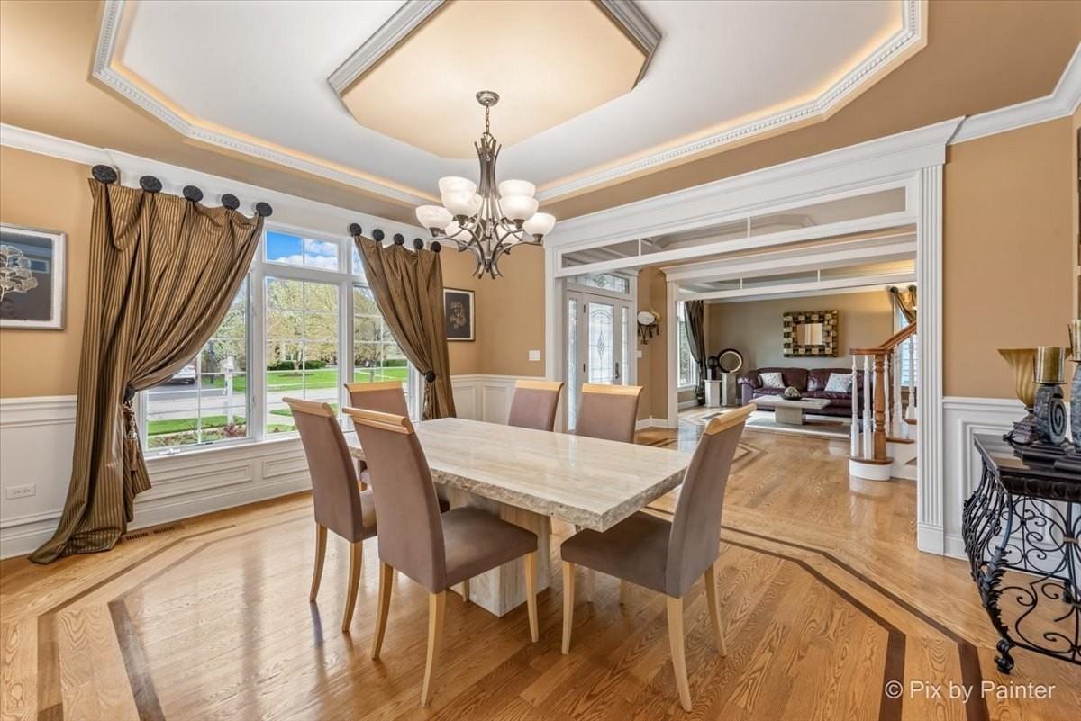 40W352 William Cullen Bryant St - Photo 3 of 41