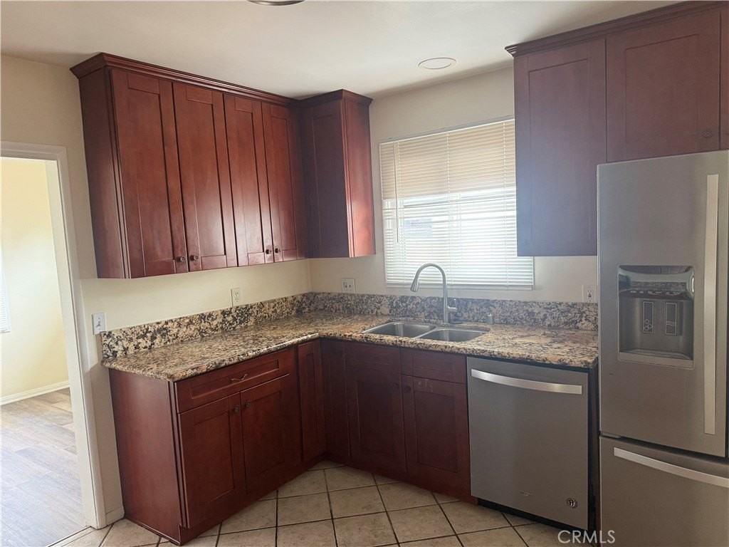 4126 N Walnuthaven Dr - Photo 6 of 21