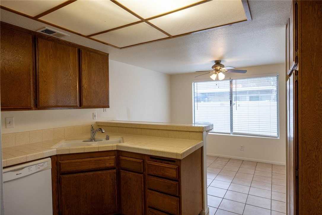 2321 S Magnolia Ave #11E - Photo 6 of 24