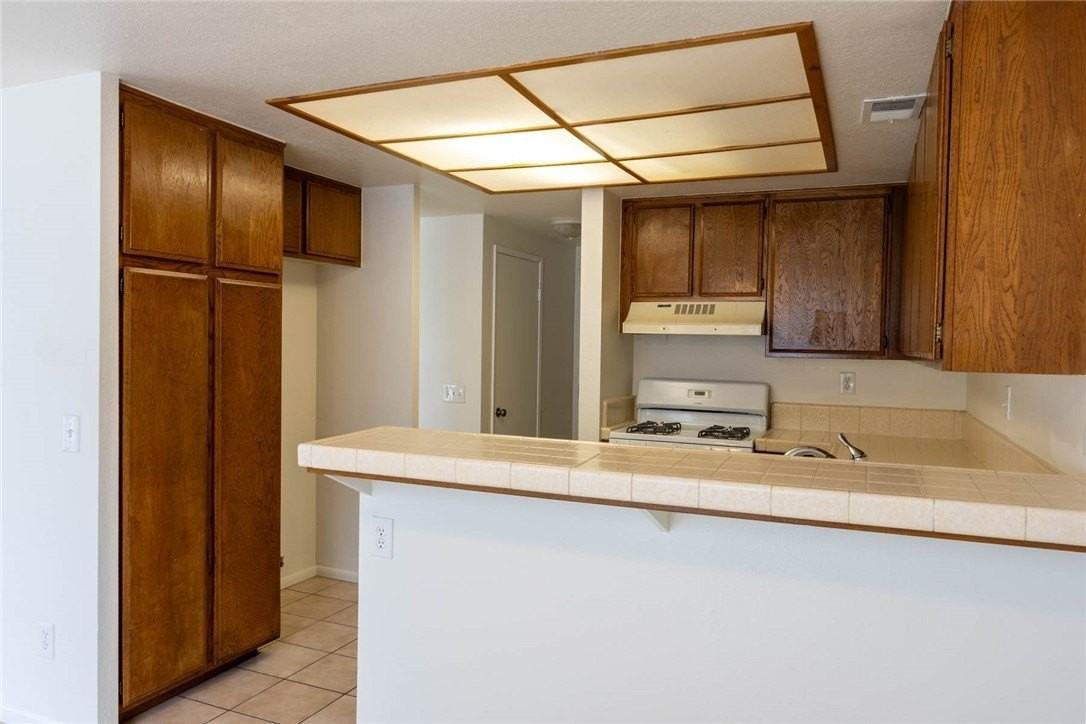 2321 S Magnolia Ave #11E - Photo 7 of 24