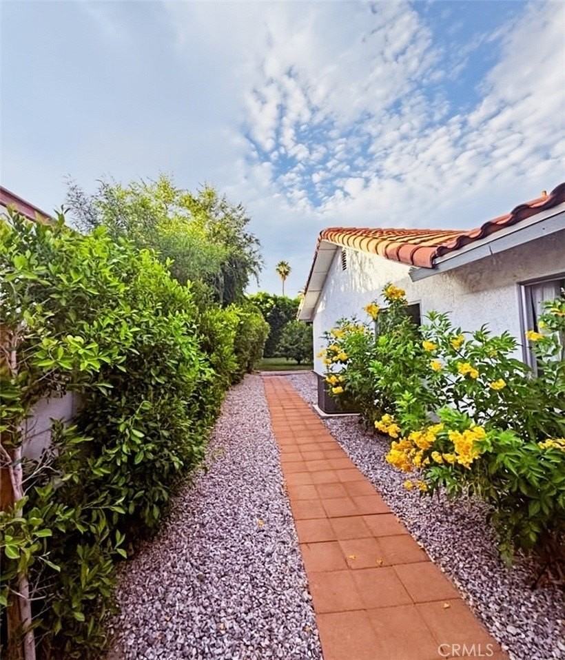 73030 Catalina Way - Photo 2 of 15