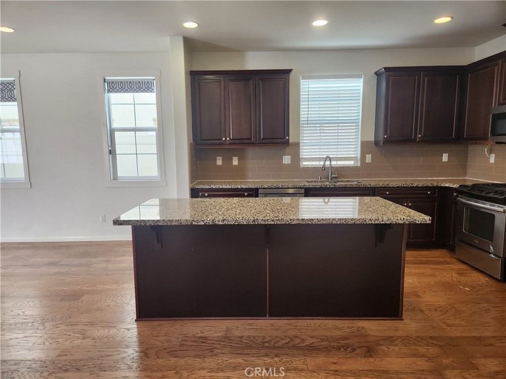 2930 E Via Terrano - Photo 4 of 42