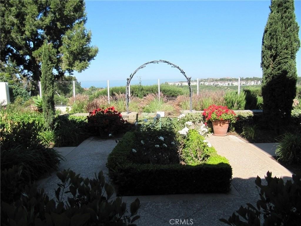 17 Savona Ct - Photo 3 of 50